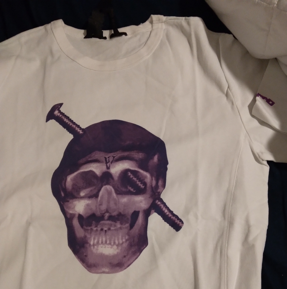 Vlone skull shirt 👕 bran new
